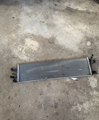 Ford Focus Intercooler radiator JX618D048BD