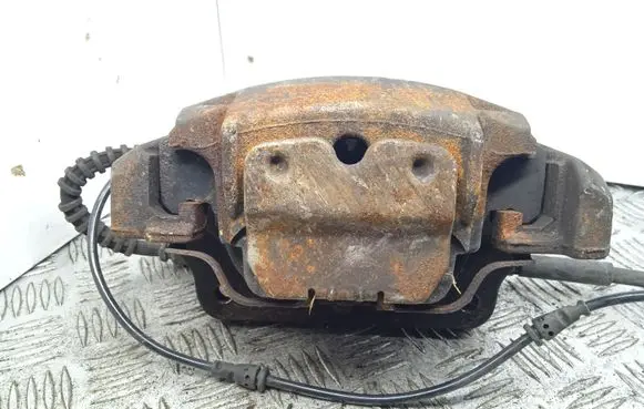 BMW X5 E70 Front brake caliper