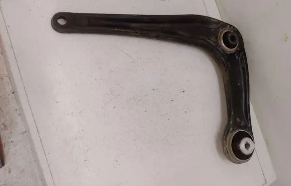 Citroen Jumpy Front control arm 9816863580