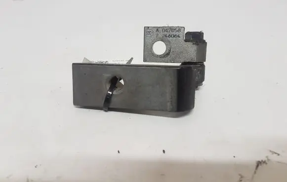 BMW 3 F30 F35 F31 Rear door upper hinge 7246064 A047056