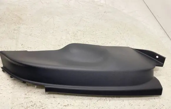Volkswagen Tiguan Rear seat side top trim 5N0867766