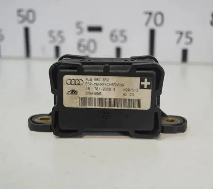 Audi Q7 4L Acceleration sensor 4L0907652