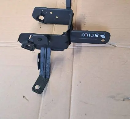 Fiat Stilo ABS pump bracket 