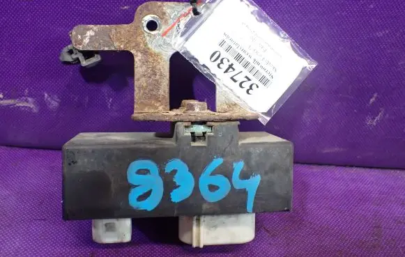Skoda Fabia Mk2 (5J) Fan control module 1J0919506M