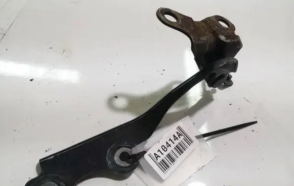 Mazda Premacy Engine bonnet/hood hinges 