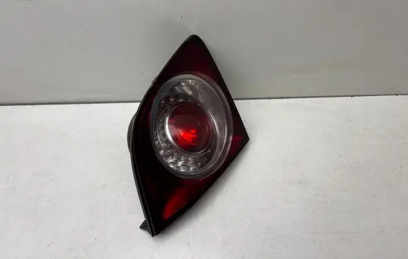 Volkswagen Golf Plus Tailgate rear/tail lights 5M0945093H