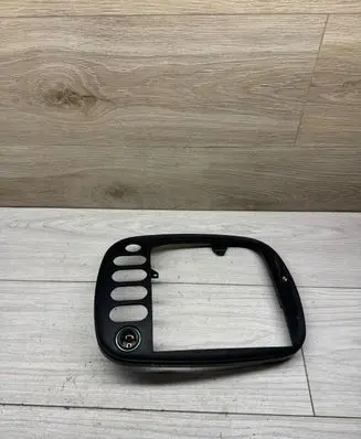 Volkswagen Sharan Radio/GPS head unit trim 7M0858105E