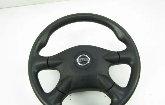Nissan Primera Steering wheel 