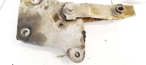 Renault Espace - Grand espace IV Engine mounting bracket 
