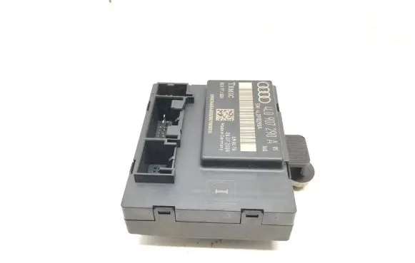 Audi Q7 4L Door control unit/module 4L0907290A 4L0910290A
