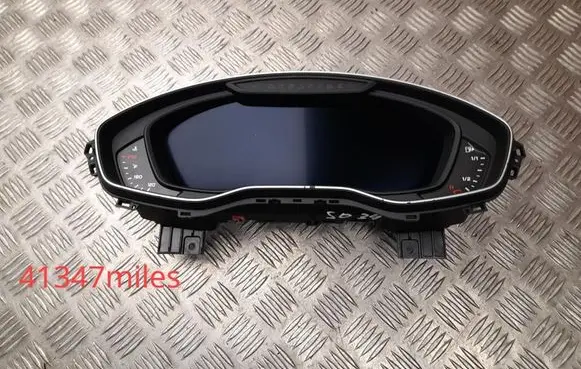 Audi A5 Speedometer (instrument cluster) 8W5920790C