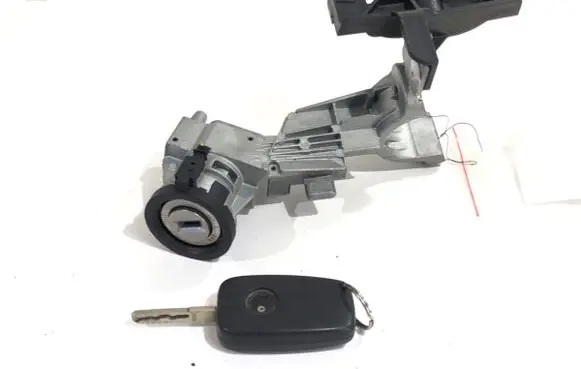 Fiat Grande Punto Ignition lock 01098401