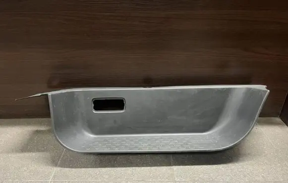 Opel Vivaro Front sill trim cover 769518239 769518239R