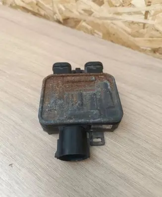 Volvo XC60 Fan control module 940009402 241000386311 REL0100