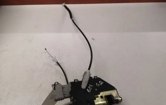 Peugeot 407 Rear door lock