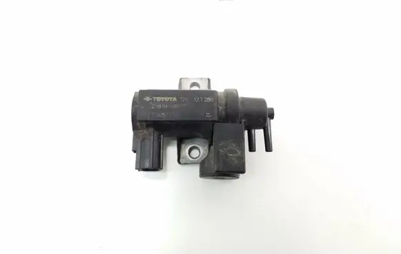 Toyota RAV 4 (XA40) Turbo solenoid valve 258190R012