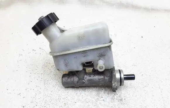 KIA Sportage Master brake cylinder