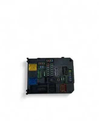 Peugeot 508 II Fuse module 9664992380 S180121005G