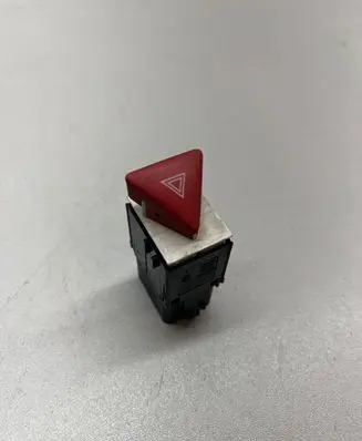 Volkswagen PASSAT B6 Hazard light switch 3C0953509 3490562S