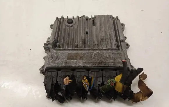 BMW 7 G11 G12 Engine control unit/module 8595105