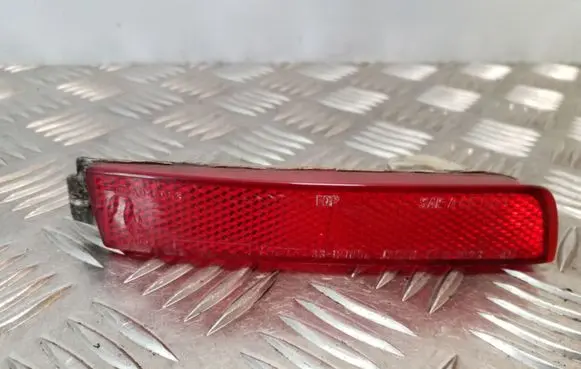 Nissan Juke I F15 Rear tail light reflector 25052461