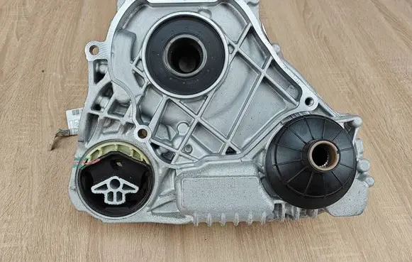 BMW 5 G30 G31 G38 Gearbox transfer box case 9469019