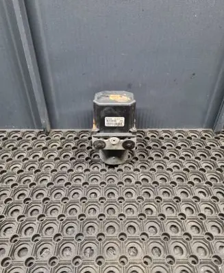 BMW 7 E65 E66 ABS Pump 6771233 0265950006