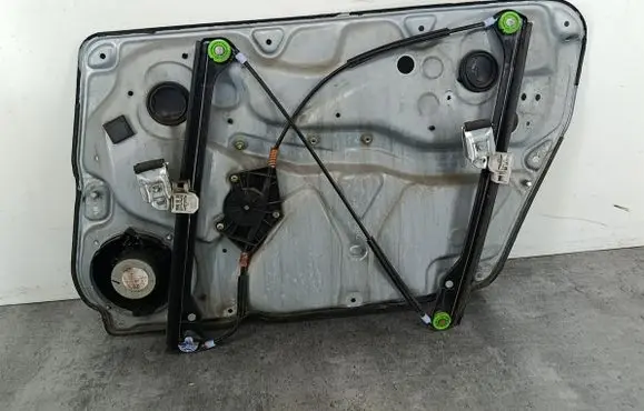 Skoda Superb B5 (3U) Front door window regulator with motor 3B4837755D