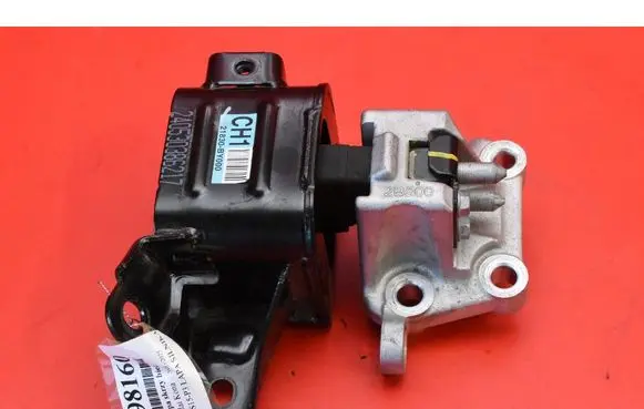 Hyundai Kona I Gearbox mounting bracket 21830BY000