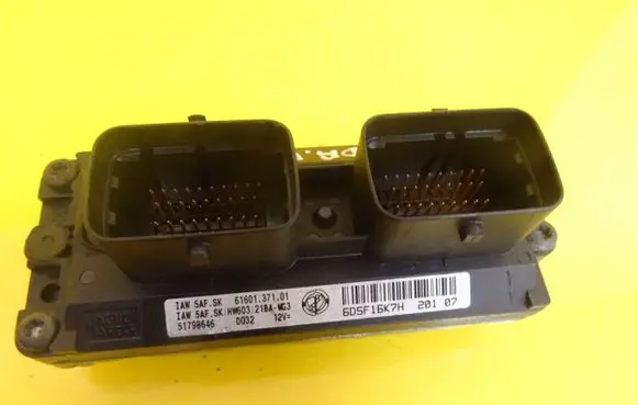 Fiat Panda II Engine control unit/module 51798646