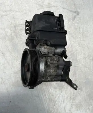 Mercedes-Benz Sprinter W906 Power steering pump A0064666601 7693900524