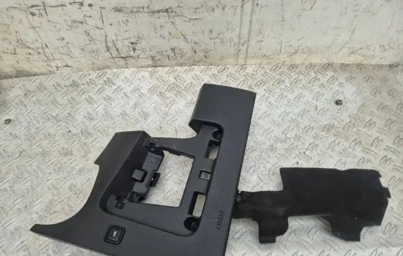 Volkswagen Touran III Dashboard lower bottom trim panel 5TB858365A