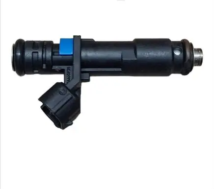 Skoda Fabia Mk2 (5J) Fuel injector 03D906031G