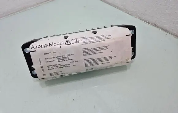 Seat Leon (1P) Passenger airbag 1P0880204D