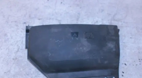 Land Rover Evoque I Fuse box cover BJ3214A076CA