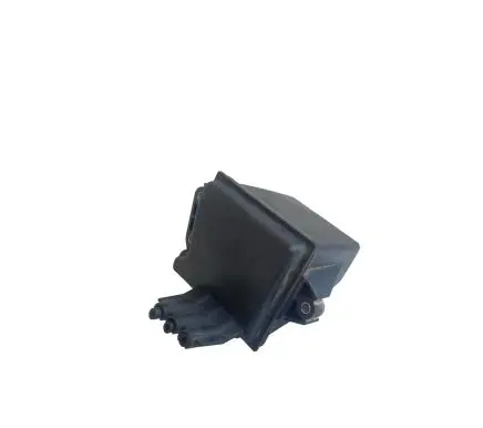 Vacuum air tank