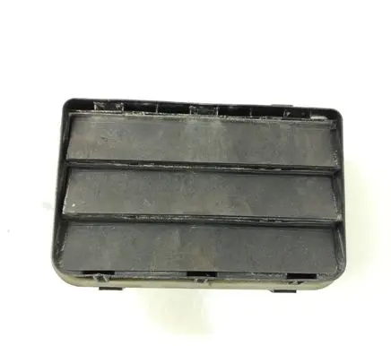 BMW 5 F10 F11 Quarter panel pressure vent 9122453 60829010 PK20REC100