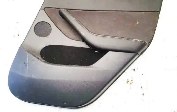 Tesla Model Y Rear door card panel trim z0014668 ct522013000303