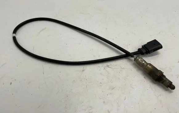 Volkswagen Golf VII Lambda probe sensor 05E906262A