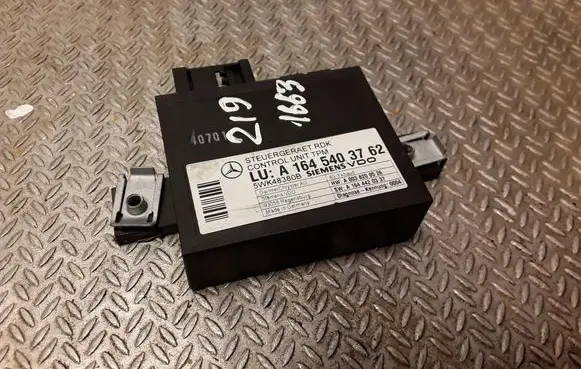 Mercedes-Benz CLS C219 Tire pressure control unit A1645403762 1645403762