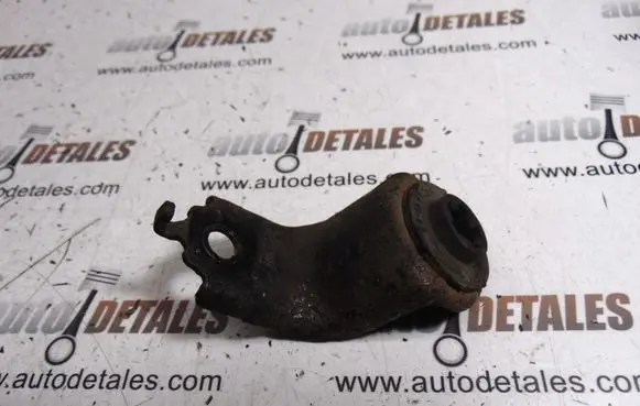 Toyota Avensis T250 Radiator mount bracket