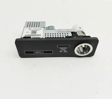 Land Rover Range Rover L405 USB socket connector JPLA19E110BB