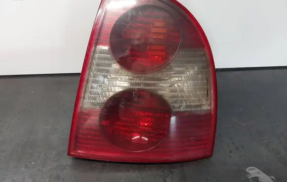 Volkswagen PASSAT B5.5 Rear/tail lights 3B5945096AE
