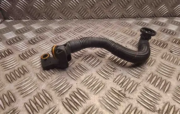 Volkswagen Touran III Breather/breather pipe/hose 06K103226A