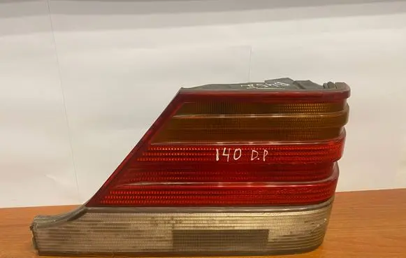 Mercedes-Benz S W140 Rear/tail lights