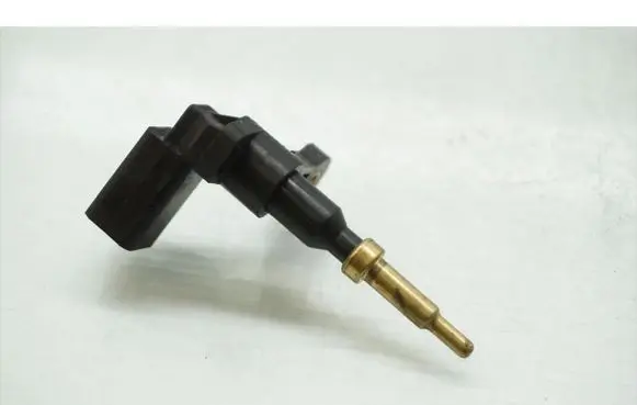 Audi A3 S3 8V Coolant temperature sensor 04E919501B