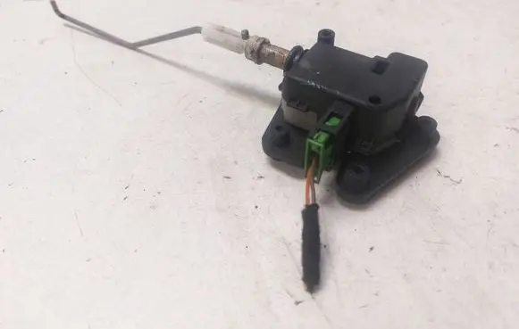 Audi A4 S4 B6 8E 8H Loading door lock 8E9827833