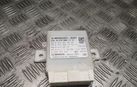 Mercedes-Benz E A207 Parking PDC control unit/module 2129001711 A2129001711