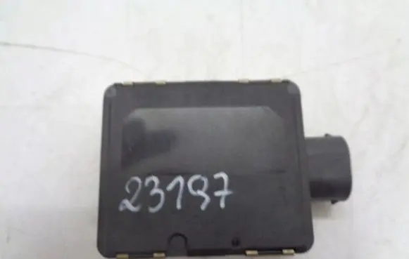 Mercedes-Benz C W205 Distronic sensor radar A0009058913 0203303790