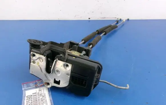 Chevrolet Captiva Rear door lock